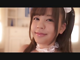 爆乳の美少女メイドの、コスプレ着エロパイズリ無料動画。【美少女、メイド動画】