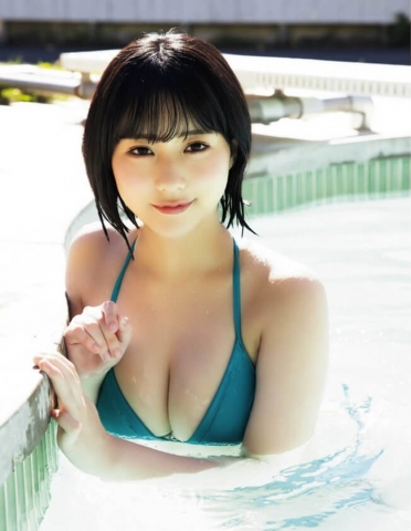 017Miku Tanaka 21 years old adult bikini